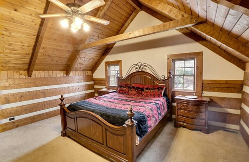 Kodak Cabina | Pigeon Forge - FIVE MINUTES TO BUCCEES - 3 Bedroom - Sleeps 8