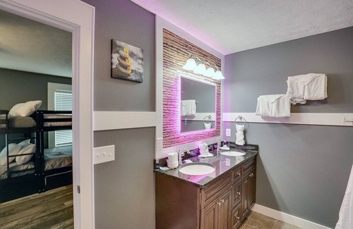 Kodak Cabina | Pigeon Forge - Hatters Hide A Way - 3 Bedroom - Sleeps 12