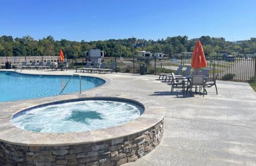 Pigeon Forge Otro | Pigeon Forge Landing RV Resort
