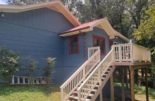 Crossville Casa | Pigeon Ridge Cabin Cumberland State Park 2B 2B