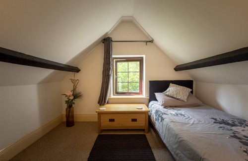 Taunton Cabaña | Pikes Barn - a barn that sleeps 4 guests in 1 bedroom