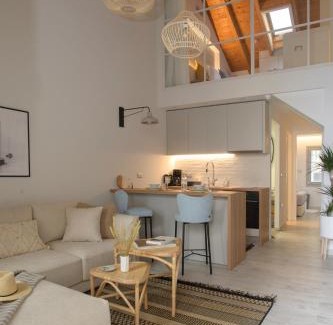 Pylos Apartamento | Pilos Sunrise Loft