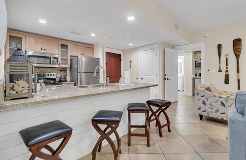 Villa Lago Condominio | Pilot House-Village Charm: 2BR Condo in the heart of The Village of Baytowne Wharf at Sandestin Golf and Beach Resort!
