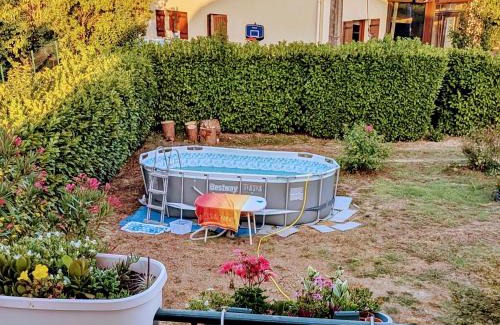 Marmande Apartamento | Pin parasol
