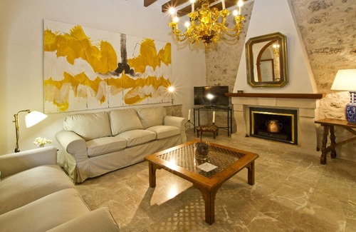 Pina Casa | Pina - reformada casa de pueblo con mucho encanto