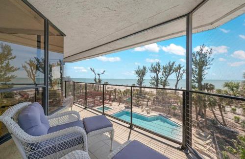 Sanibel Casa | Pine Cove #304