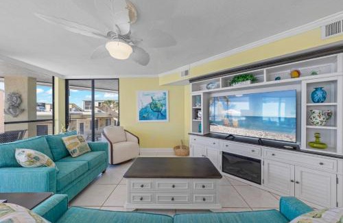 Sanibel Casa | Pine Cove #304