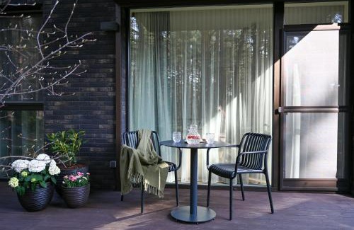 Palanga Apartamento | Pine Forest Escape at Vanagupes Parkas