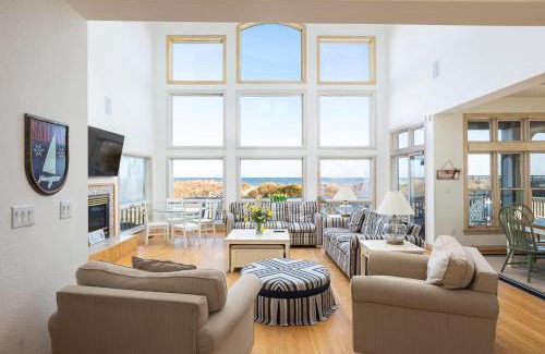 Pine Island Casa | Pine Island Oceanfront Private Pool and Beach Access