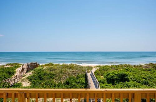Pine Island Casa | Pine Island Oceanfront Private Pool and Beach Access