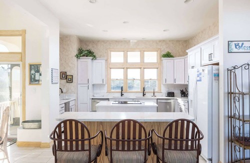 Pine Island Casa | Pine Island Oceanfront Private Pool and Beach Access