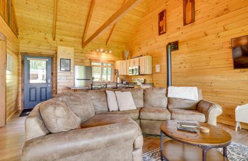 Mindoro Casa | Pine Knob Cabin with Bluff Views in Mindoro!