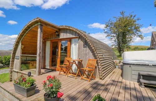 Llanddeusant Casa | Pine Lodge