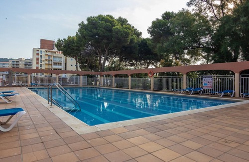 L'Estartit Apartamento | Apartamento Pineda con piscina. 2 Habitaciones en primera línea de mar.