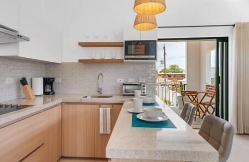 La Paz Apartamento | Studio close to La Paz Malecon with Housekeeping and Private Gated Parking