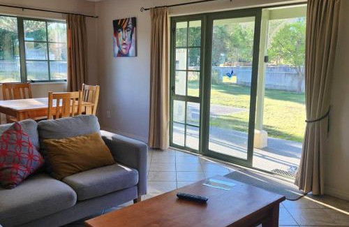 Twizel Apartamento | Pinegrove Cottages - unit1