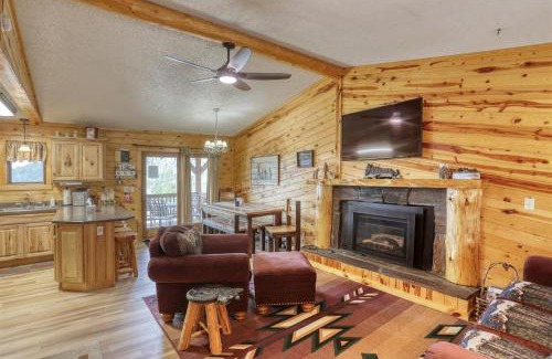 Lead Casa | Pineview Cabin - Hot Tub