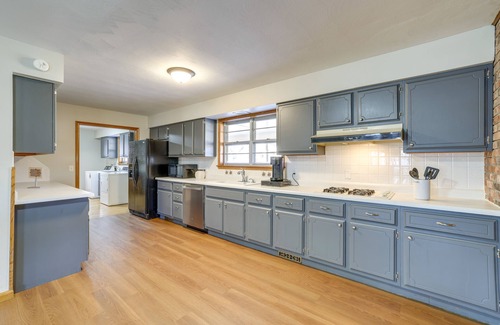 Pineville Casa | Pineville Home w/ Fire Pit < Half-Mi to Elk River!