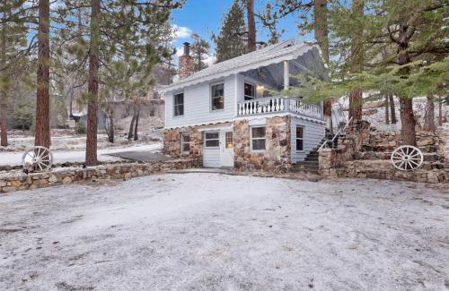 Fawnskin Chalet De Esquí | Pinglewood Cabin- Furnished Fawnskin Group Retreat