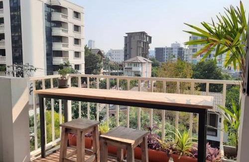Phaya Thai Cama Y Desayuno | Pingplalee Female House