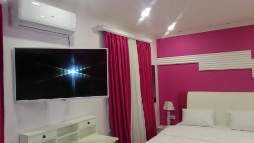 Tbilisi Apartamento | Pink Apartment near Airport