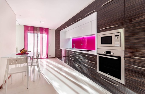 Monserrate Apartamento | Pink Apartment - Spacious Apartment with Pool