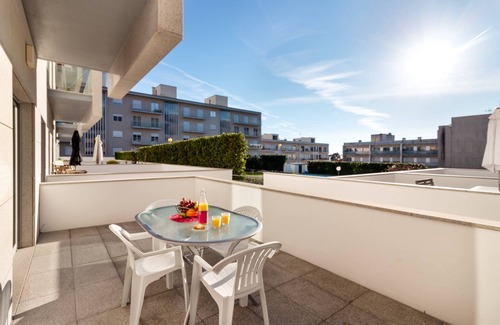 Monserrate Apartamento | Pink Apartment - Spacious Apartment with Pool
