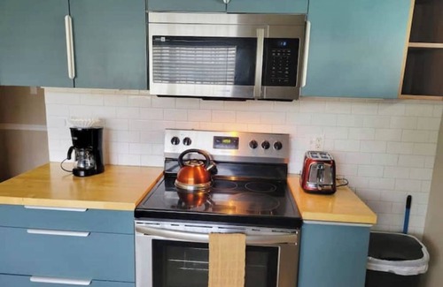 Coral Harbour Apartamento | Pink Coral Getaway 2Br King Bed