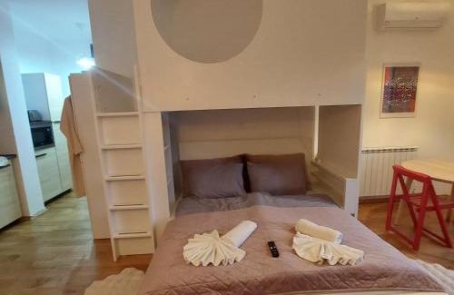 Palic Apartamento | Pink Elephant