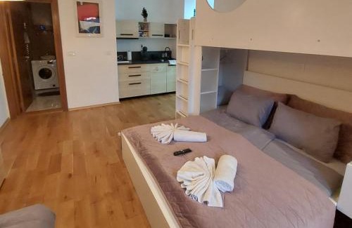 Palic Apartamento | Pink Elephant