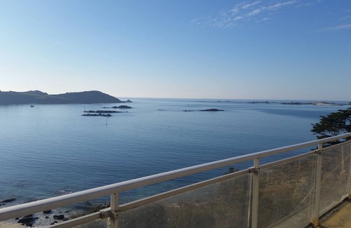 Trebeurden Apartamento | Costa de granito rosa. Vista única de Trébeurden. Sur. Amplia terraza. Playa 2min