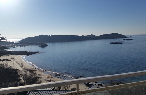 Trebeurden Apartamento | Costa de granito rosa. Vista única de Trébeurden. Sur. Amplia terraza. Playa 2min