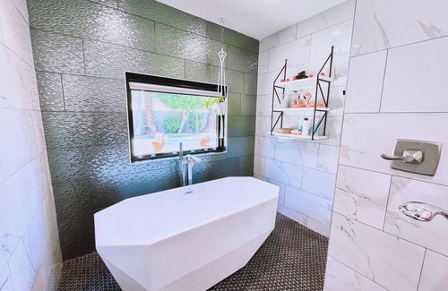 Shea North Estates Casa | Pink House w/pool/ hot tub/Grill Girls night, Scottsdale 15min awy from Old Town