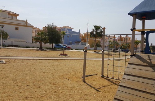 San Juan de los Terreros Casa | Casa rosada con piscina