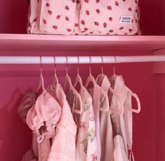 Dickerson Road Casa | Pink Nashville Cottage - Girls' Trip, 12 Min to Broadway