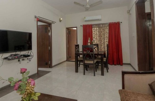 Pulikeshi Nagar Cama Y Desayuno | Pink Petals - Hermoso apartamento de servicio en el centro de Bangalore, cerca de MG Road