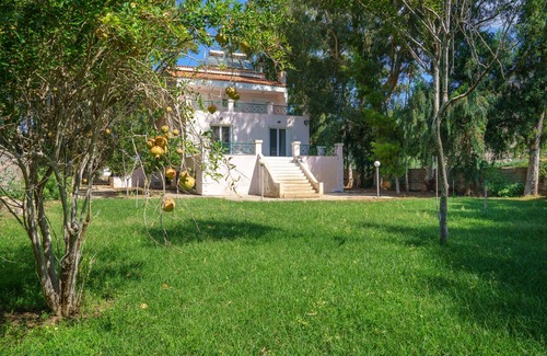 Marathon Villa | Pink White Marathon Villa 5 'a la playa