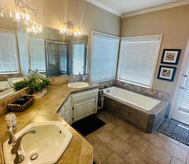 Ahwahnee Apartamento | Pinkie's Suite -Hot Tub-BBQ-views