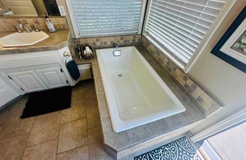 Ahwahnee Apartamento | Pinkie's Suite -Hot Tub-BBQ-views