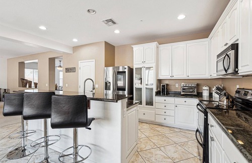 Cibola Vista Casa | Pinnacle Breeze-Private Backyard-Mins to Six Flags
