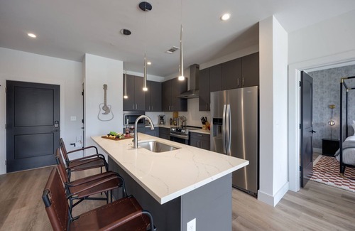West End Casa | Pinnacle - Odyssey - 4 Units - Heart of Midtown