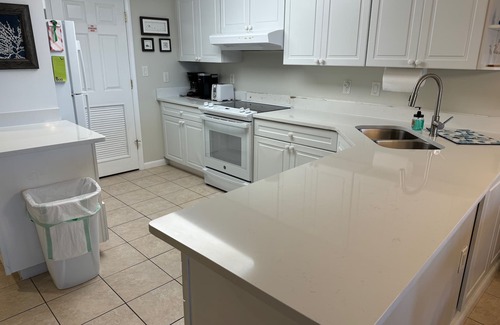 Sunnyside Condominio | Pinnacle Port Oceanfront First Floor Condo-C3 building