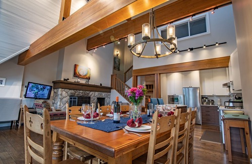 Upper Village Casa | Pinnacle Ridge # 36 | Ski-in Ski-Out | 5 dormitorios, 4. 5 baños, capacidad para 9