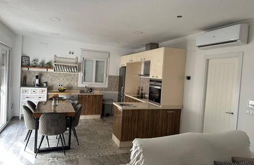 Corrales Casa | PinosdelMar. ¡A 10 minutos playa y 5 minutos del centro ciudad! Con aparcamiento
