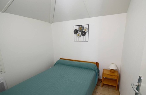 Le Mas-dAgenais Chalet De Esquí | Pinson - Village of 10 cottages, pine chalet style