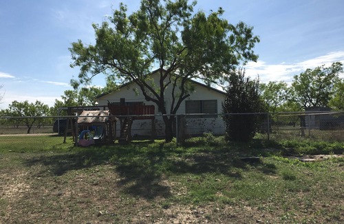 Brackettville Casa | Pinto Paradise Ranch