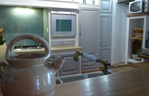 Piolenc Otro | Piolenc: Exceptional Grand Mas Provençal on a hillside on the edge of a forest