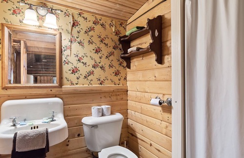 Cheyenne Crossing Cabina | Cabina pionera Por Spearfish Creek