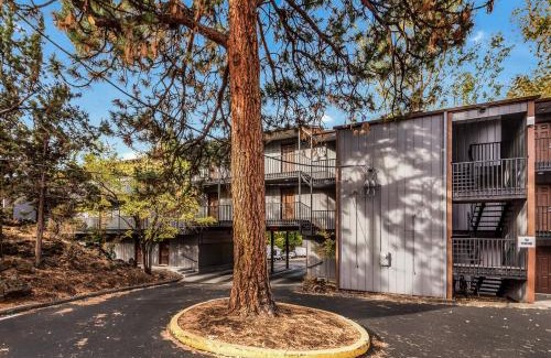 Bend Hotel | Pioneer Park Rentals Downtown Bend