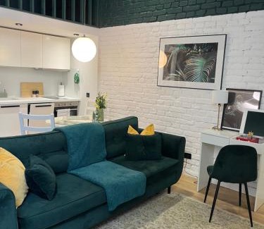 Srodmiescie Apartamento | Piotrkowska 37 -MINI LOFT- Green Leaf